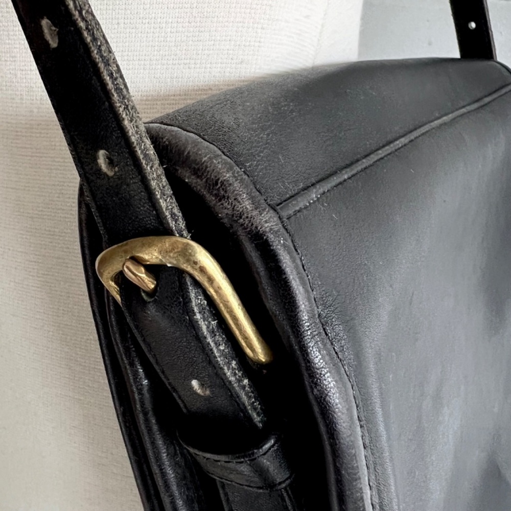 COACH Vintage Large Saddle Pouch Bag in Black - Made In New York - Picture 4 of 16